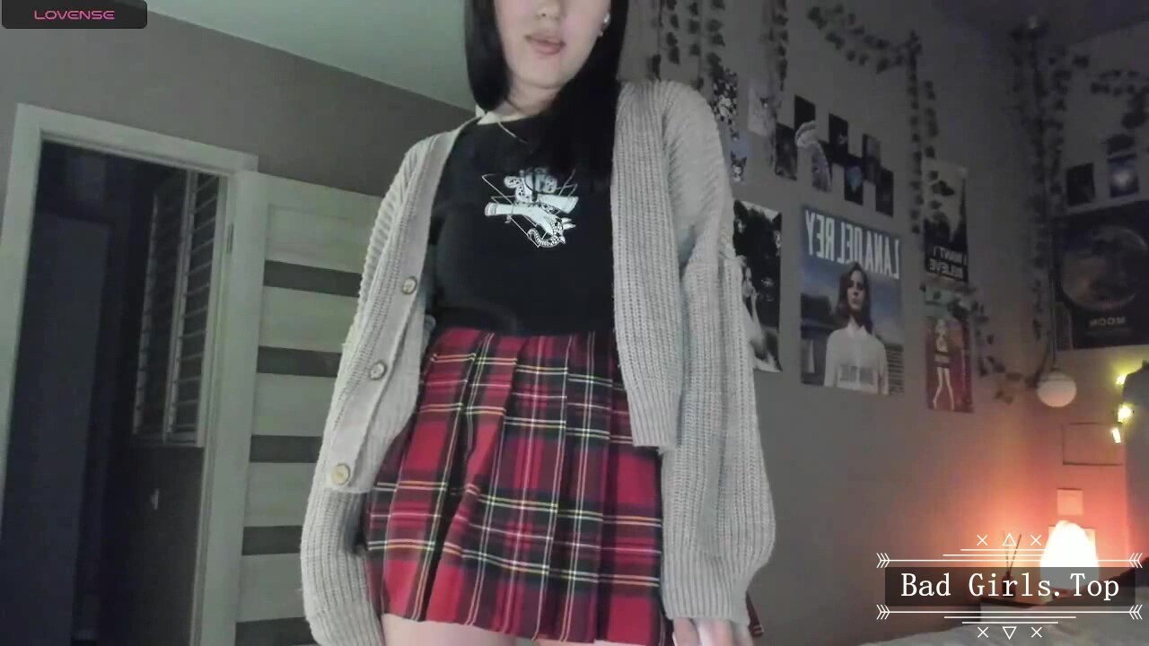 Busty and booty super hot petite skinny teen